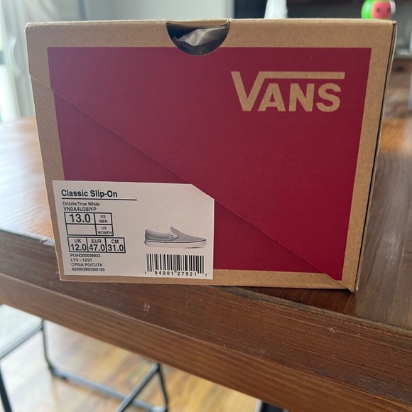Men’s Vans - classic slip on, never worn - Picture 2 of 4